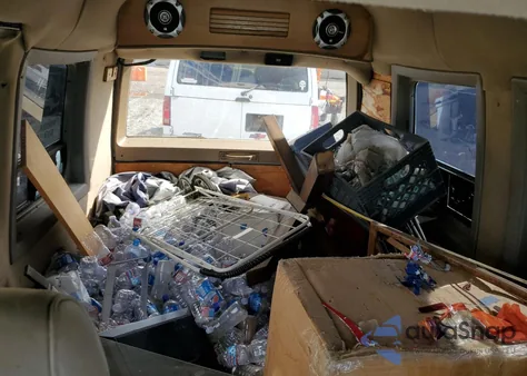 1993 GMC Safari Xt from USA, damaged, VIN 1GDDM19W0PB528053